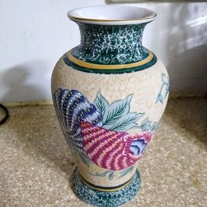 Hand-painted 8" Ceramic Vase
